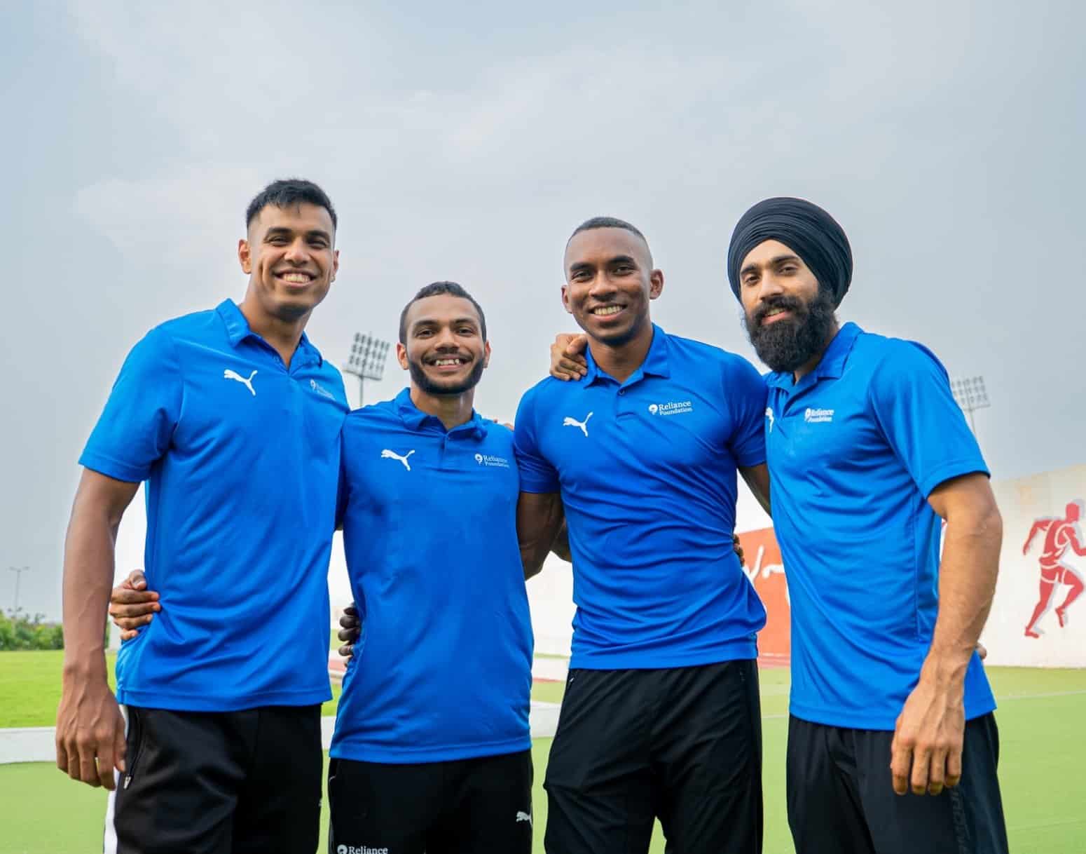 India 4x100