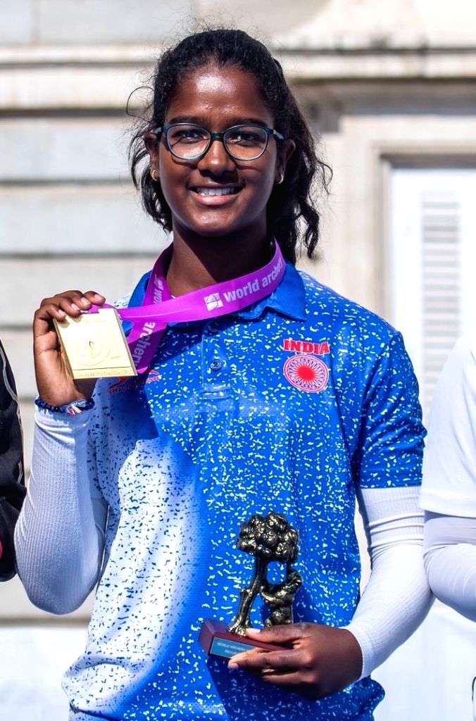 Komalika Bari Cadet World Champion